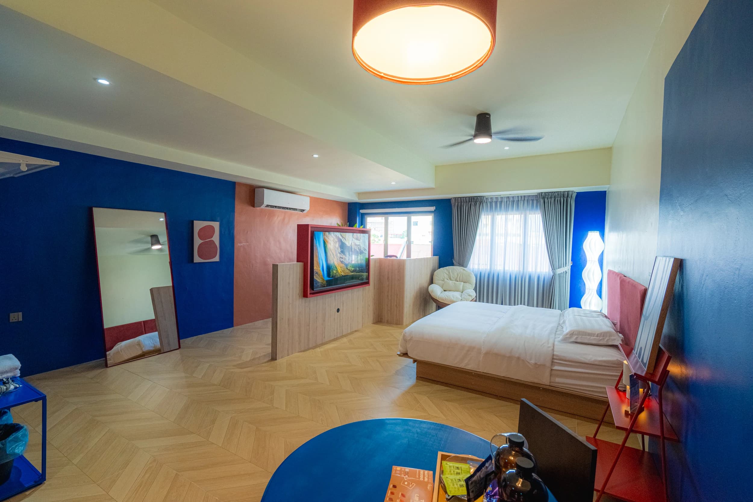 Blue Suite — Photo 4