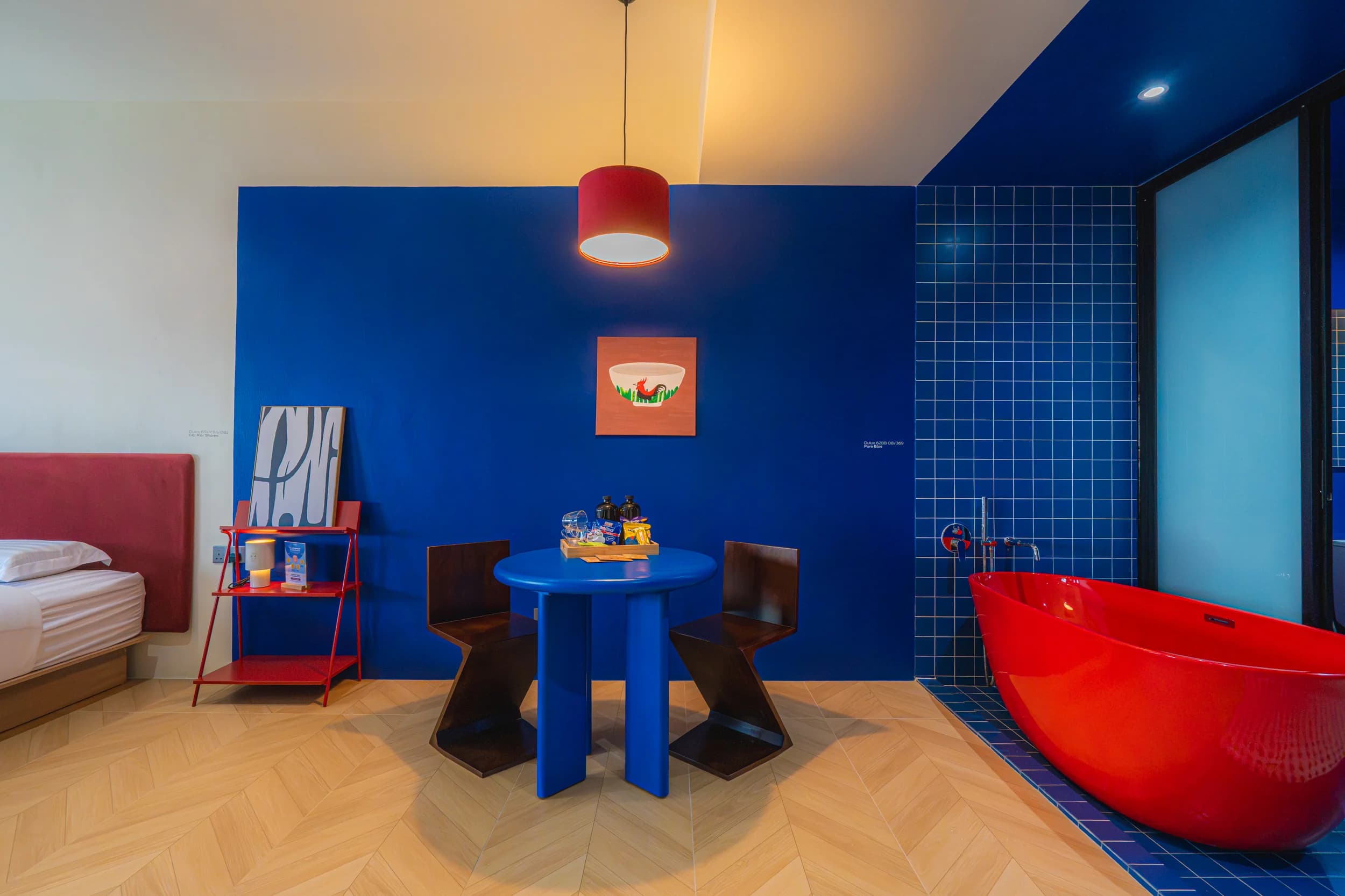 Blue Suite — Photo 7