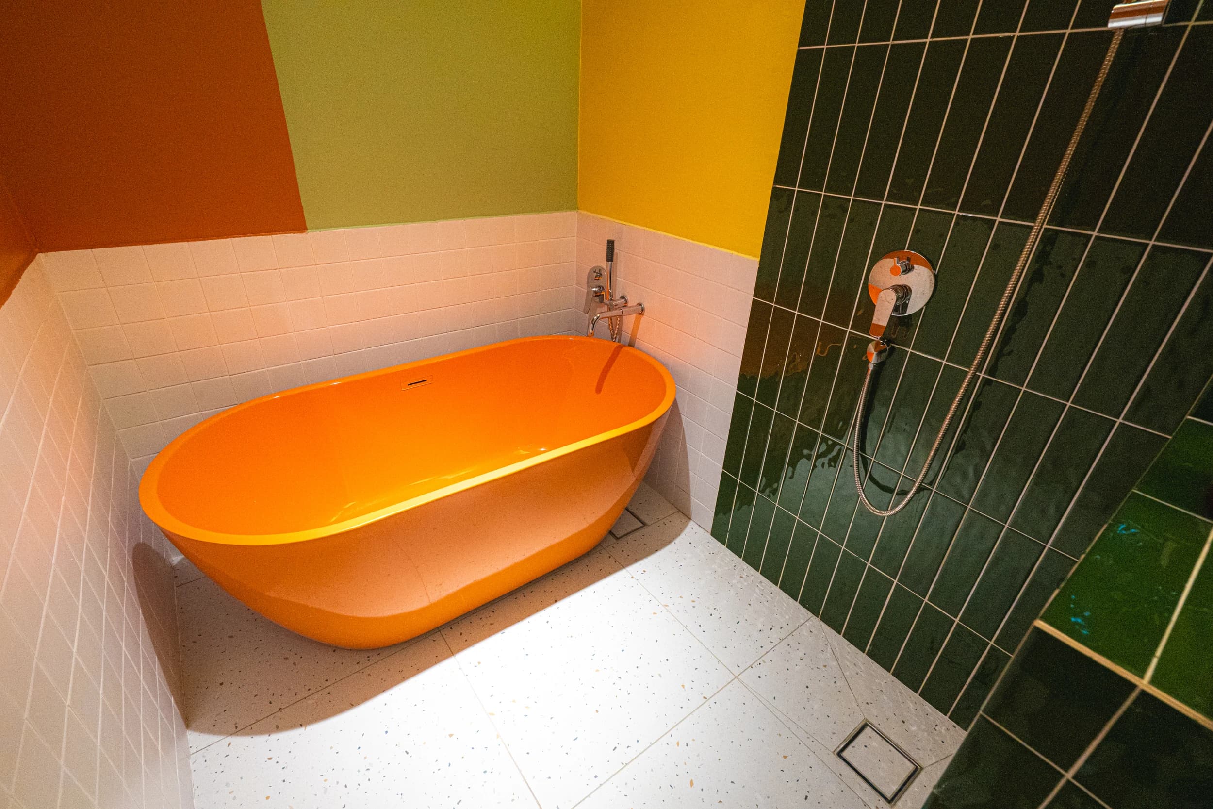 Green Family Suite — Photo 15