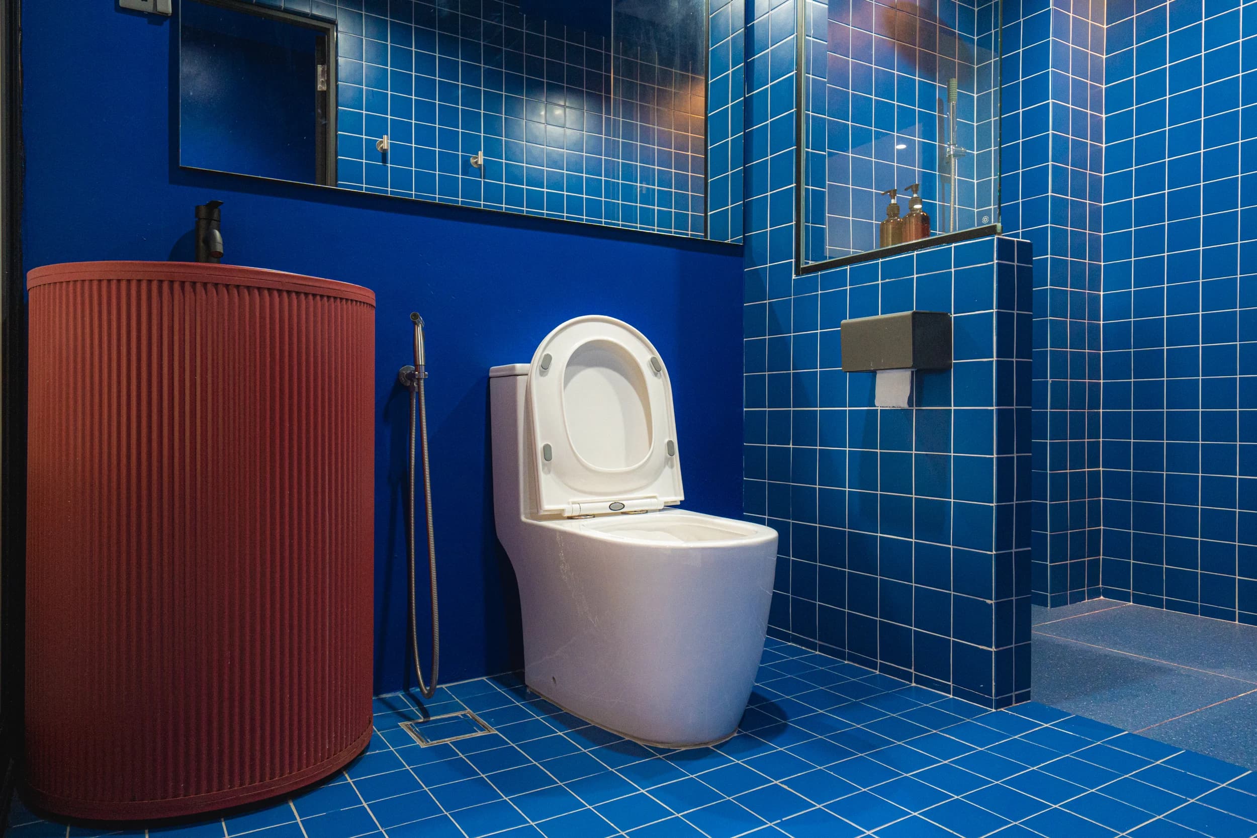 Blue Suite — Photo 10